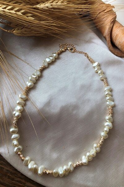 Tuncel Store قلادة قصيرة من اللؤلؤ الباروكي