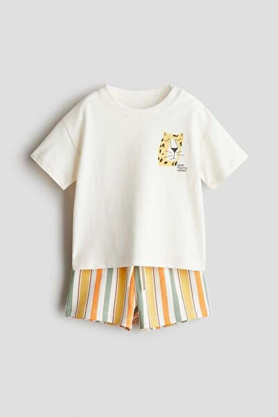 Magu Момчешки комплект от памучна тениска с леопардов принт и раирани шорти -...