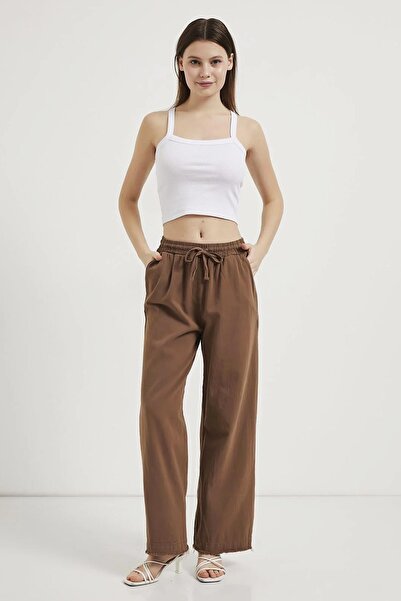 TENA بنطلون نسائي بني اللون بخصر مربوط وساق واسعة مخيطة