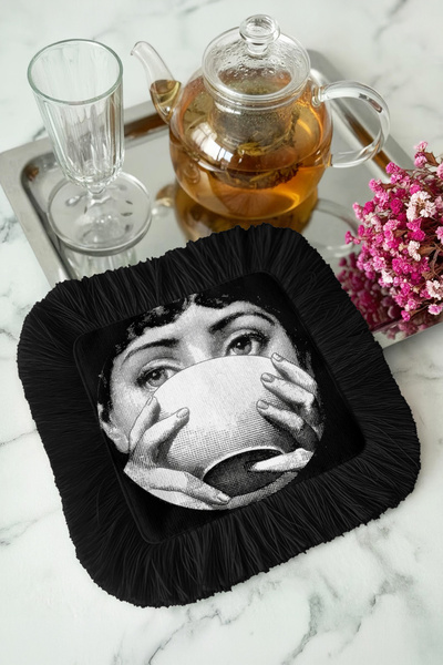 Evimde Bambaşka منديل تقديم فني مزين بشراشيب مع صورة وجه - منديل تقديم كلاسيك...