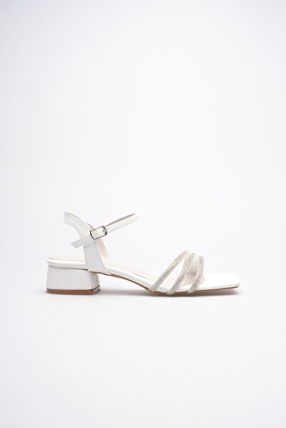 TRENDELLA Women's White Short Heeled Evening Dress Sandals with Stone Detail ...