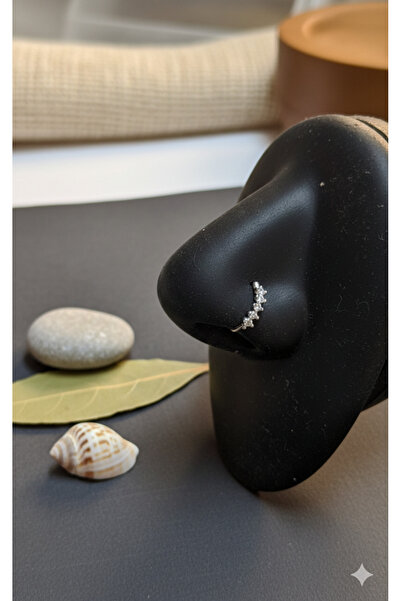 Takıkraliyeti 925 ayar gümüş zirkon taşlı sıkıştırmalı fake deliksiz halka hızma