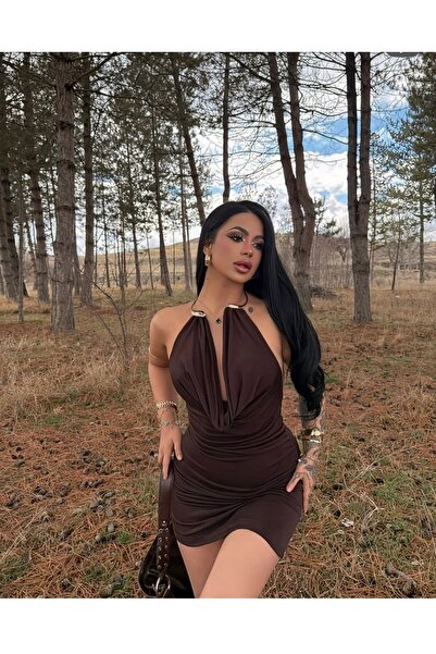 02Lady Fashion Trendy Dress with Neck Accessory