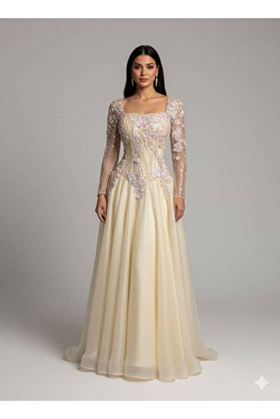 ranin Evening dress bodice with embroidered details, flared silhouette