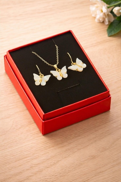 ZERO LAND Storozal Butterfly Polyester Boxed Necklace Set (61223) - White