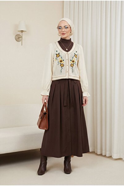 Modamorfo Bluză boemă cu nasturi și detalii din tricotaj brodat cu flori - Bej