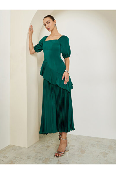 Styli Green Puff Sleeves Pleated A-Line Maxi Dress