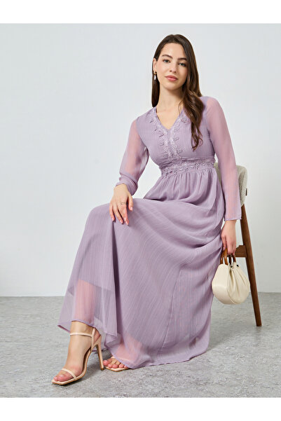 Styli Women Lilac Lace Trim Chiffon Maxi Dress