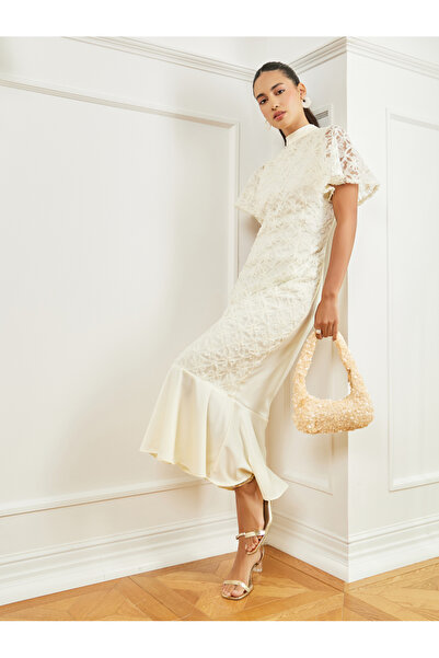 Styli Cream Lace Short Sleeve Mermaid Hem Midi Dress