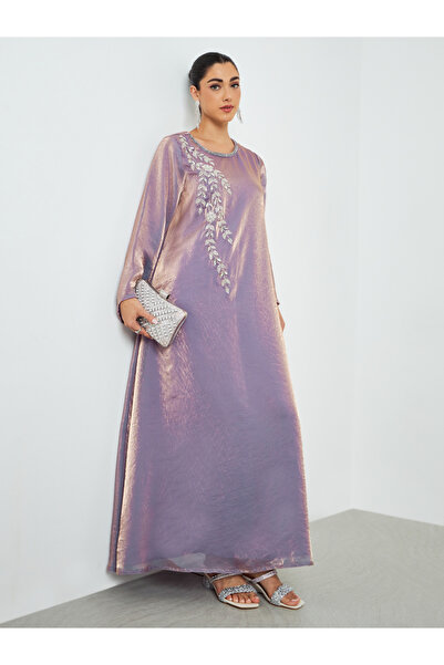 Amirah By Styli جلابية مطرّز الليلكي بتصميم A-قَصّة على شكل A