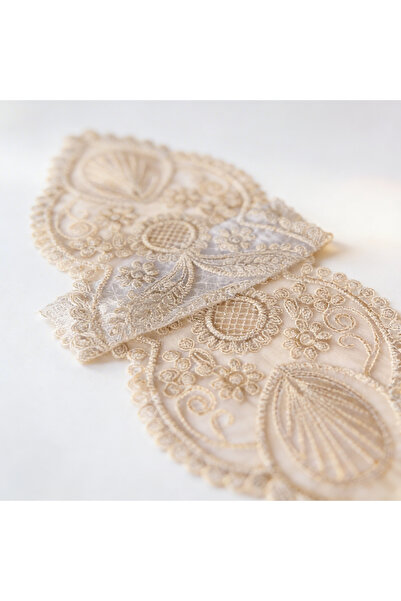 POKUT Lüks Gümüş İşlemeli Tül Runner - Çeyizlik Dantel Nakışlı Dekoratif Masa...