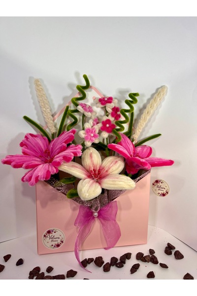 Velura Flowers El Yapımı Şönil Lilyum Çiçek – Zarf İçinde Dekoratif Hediye