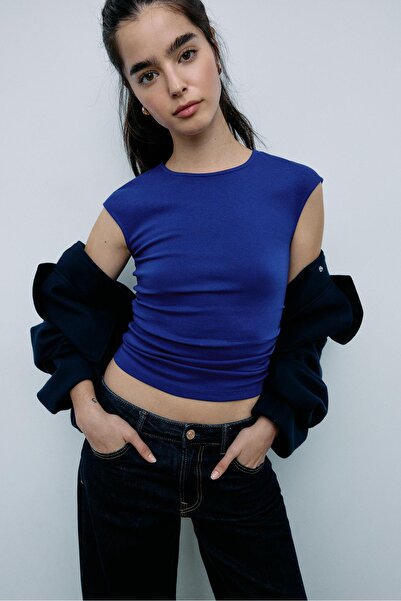 Stradivarius Basic fitted büzgülü t-shirt