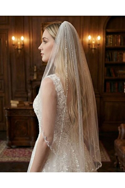 Magic Tiara Boncuk Kenar Detaylı Gelin Duvağı – Romantik ve Şık Dokunuş