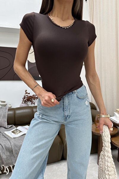 mylove تيشيرت سكوبا قصير باللون البني