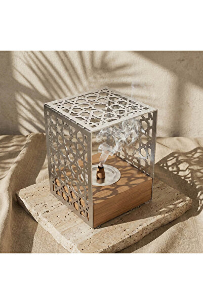 iwa concept Metal Incense Burner with Star Motif Wooden Stand - Table Art Hom...