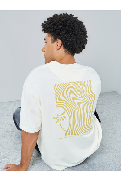 Styli Men White Wavy Graphic Oversized T-Shirt