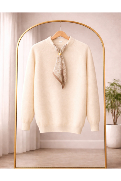 Bahar Altundemir Women's Fularli Soft Fabric Thick Sweater