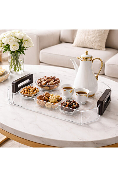 Dania صينية تقديم أكريليك شفافة بمقابض خشبية فاخرة – تصميم عصري أنيق 46×35 سم