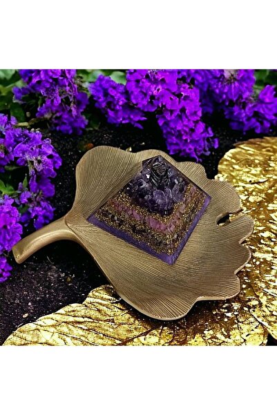 Ezera Απολαύστε αρμονία και ηρεμία με την πυραμίδα οργονίτη φτιαγμένη από ροζ...