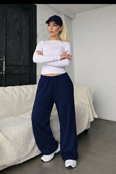 Le Vion Women's Navy Blue Wide Leg Sweatpants Oversize Street Style Comfortable