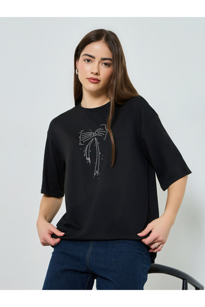 Styli Black Studded Bow Detail Oversized T-Shirt