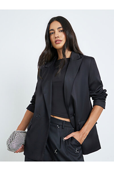 Styli Women Black Regular Fit Double-Breasted Blazer