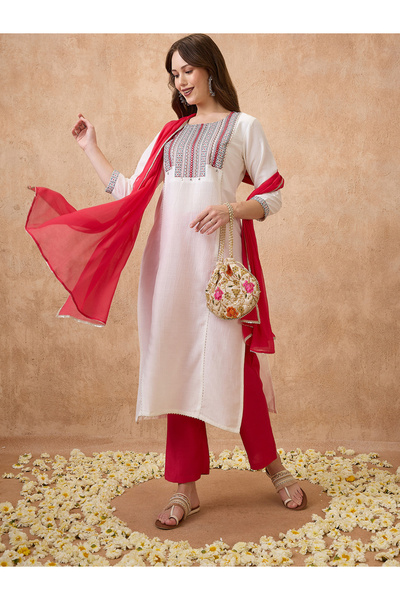 Globus By Styli Embroidered Yoke Straight Kurta, Pants and Dupatta Ethnic Set