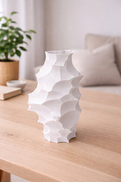 Vescarri Sculpt Vase – Modern Decorative Object with Layered Organic Texture ...