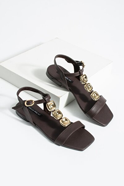 diclepolat صندل نسائي بحزام للكاحل باللون البني مع تفاصيل ذهبية - نعل مسطح من...