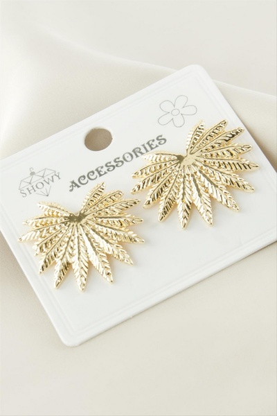 ZERO LAND أقراط معدنية على شكل ورقة من STOROZAL - (00524) لون فضي