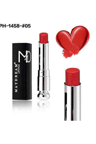MAYDREAM Maydream lipstick with a creamy formula