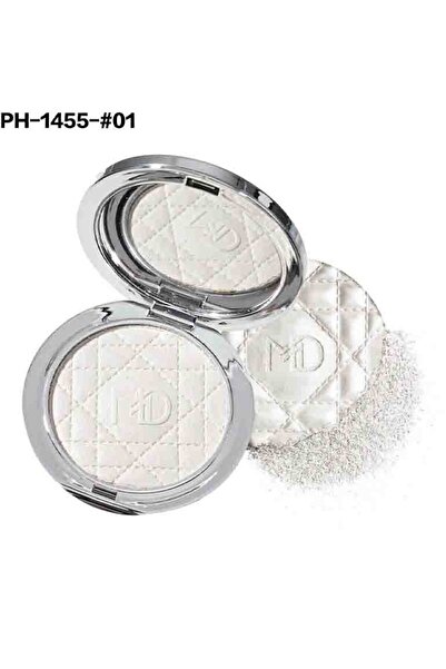 MAYDREAM Luxurious illumination designed to give skin a long-lasting, radiant...