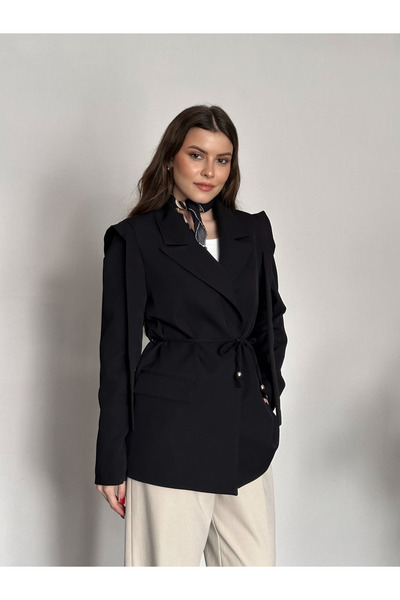 FERZOLAİO Black Blazer Jacket with Shoulder Detail and Waist Tie