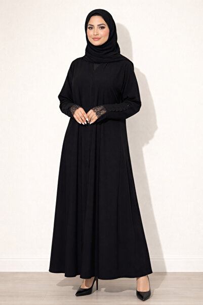 NN01 Black balloon abaya with crepe lace fabric on the sleeves and the veil