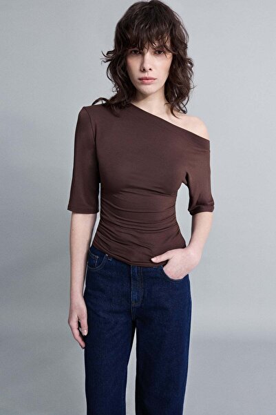 VATKALI Asymmetrical Collar Gathered Blouse