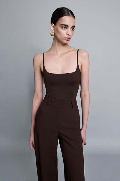 VATKALI Square Neck Bodysuit
