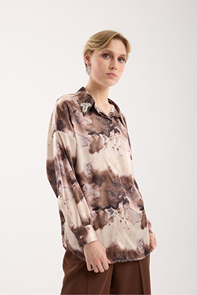 Moda Days Γυναικείο σατέν πουκάμισο με κρυφή πατιλέτα και γιακά σε καφέ απόχρ...