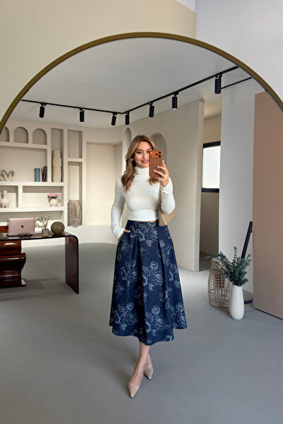 Sezgi Tekin Jakar Woven Patterned Navy Blue Pleated Bell Skirt