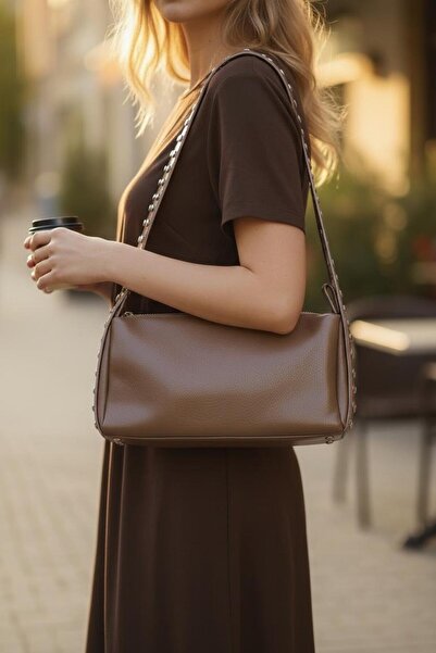 GIG Studded Strap Detailed Zippered Soft Leather Women's Hand and Shoulder Bag