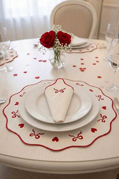 decofav Saludo Red Embroidered Ecru American Service Placemat 39X39 cm - 1 Piece
