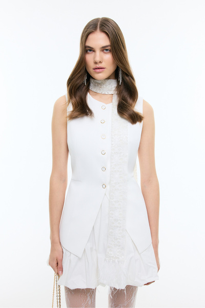 Roman Bele Oturan Toka Detaylı Yelek Beyaz YY017003_002