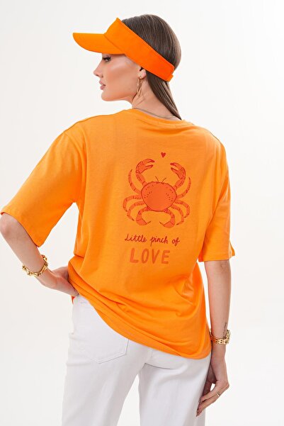 ŞİMAL Women's Back Print Detailed Crew Neck Oversize T-Shirt 260259