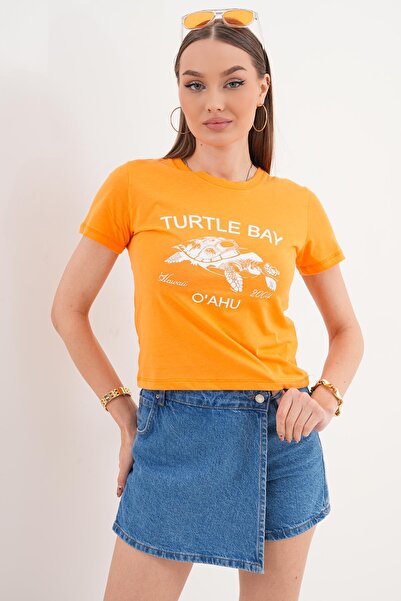 ŞİMAL Γυναικείο μπλουζάκι με λεπτομέρεια στάμπας και λαιμόκοψη  "ποδηλάτου " ...