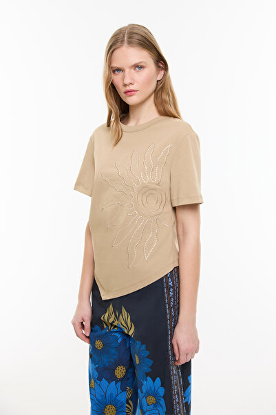 Roman Güneş Nakışlı Asimetrik T-shirt Kahve YY023837_005