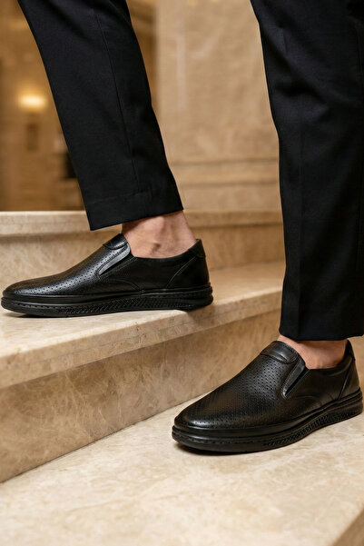 Ekonomik Ayakkabı Men's Black Leather Laceless (Slip-On) Perforated Casual Sh...