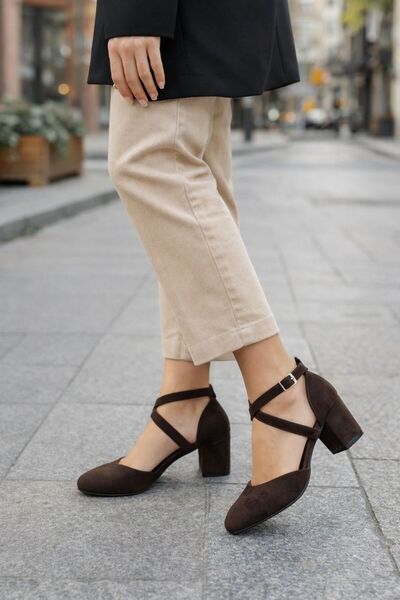 Saltopik Brown Suede Cross-Strapped Low Heel Shoes