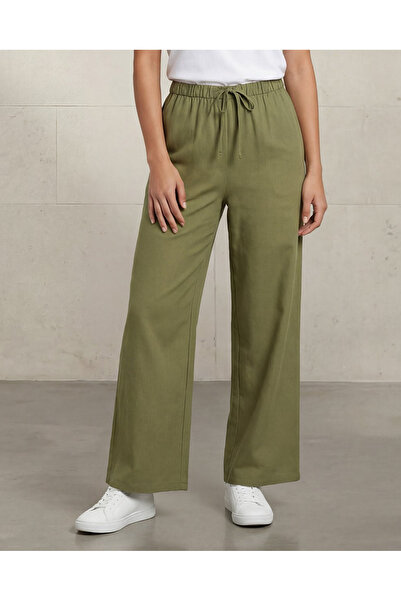 REDTAG Women’s Pale Green Elasticated Waist Relaxed Trousers
