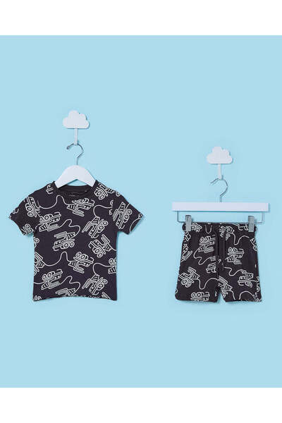 REDTAG طقم بيجاما للأطفال الرضع من قطعتين مطبوع شاحنة فحم