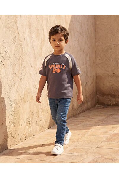 REDTAG تي شيرت فتيان مطبوع باللون الفحمي